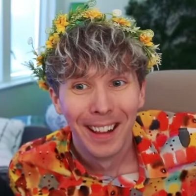 ☆ another lesbian unhealthily obsessed with dan and phil (she/they | 19)