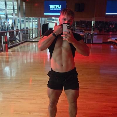 CReckleyCPT's profile picture. -----NASM Certified Personal Trainer ----
-----Online Fitness Coach-------------------- DM me CHANGE
for a FREE Workout Program!