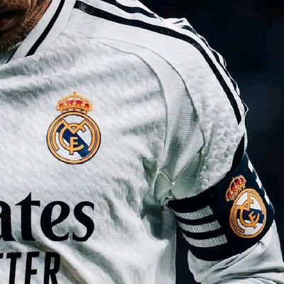 Kaizer Chiefs❤✌, Real madrid⚽, Man united ⚽
No one knows my struggle, they only see the trouble
Man of peace❤✌
