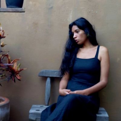 Melmeldemiel's profile picture. Tal vez me convierta en una montaña.