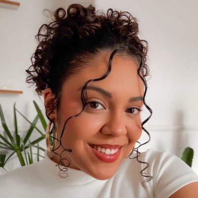 dhiprafacilitar's profile picture. não me cobrem coerência e profissionalismo na única rede social que eu posso ser livre 🤧