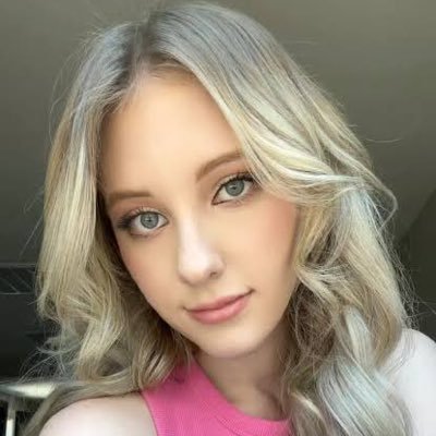 massage therapist, Romantic, open minded,100% Animal lover. DM open.