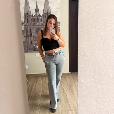 Marlenemiix's profile picture. No me gusta lo común, si cualquiera lo puede tener entonces ya no lo quiero. instagram: @maarhf