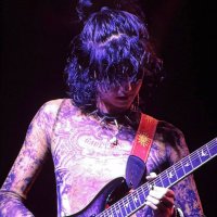 val (@_junhansguitar) 's Twitter Profile