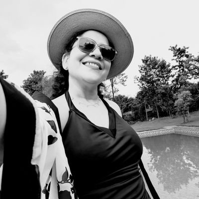 I am a happy, peaceful soul.
https://t.co/eqBLPHSDt6
