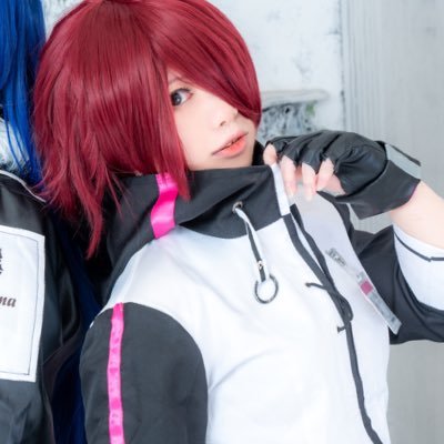 勇者こさめ。ニコ厨なカメラ好き及びレイヤー。重度の手フェチ。音ゲエンジョイ勢。艦これ.アクナイ.アズレン.ボカロ.スプラ.マイクラ.GGO.デレステ好き。キノの旅に貢ぐ女。 コスプレ撮影とかしてます。うちのこいます可愛がってね @little_shark_T