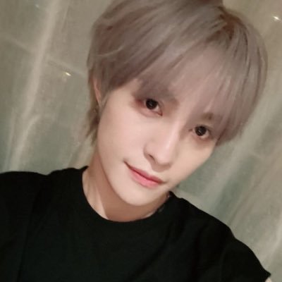 19 yr old ftm ningdungie yangqi that lives with his parents (derogatory)