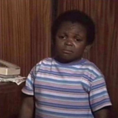 Temi324378's profile picture. 