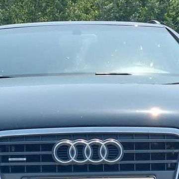 Your favorite Daddy – luxury rides, sweet vibes, and weekly giveaways.
DM for cars, cash, and connections.
#CarPlug #GiveawayKing #SpoilAndDrive