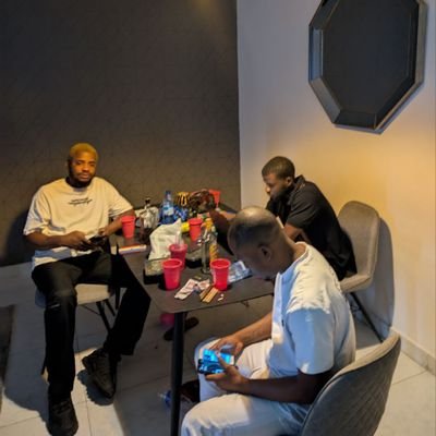 PR || AfroBeat || Connecting artists, brands, and fans through compelling narratives and strategic campaigns. Let's make music move mountains