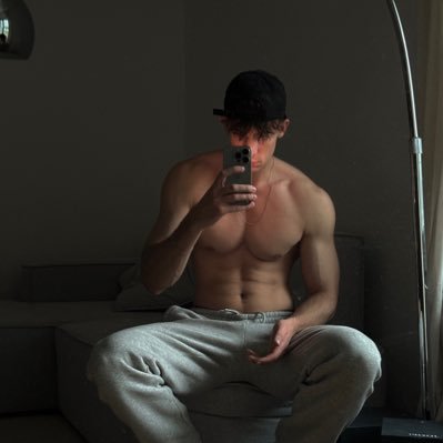 max_ironn's profile picture. Insta: max_pli