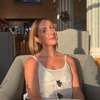 Full-time Millennial UK UGC Creator 🎥 📸 Wellness | Beauty & Skincare | Food/Drink & More 100% Positive Feedback | Portfolio ⬇️ ugcwithkirstylouise@gmail.com