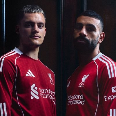 22
#freepalestine
Don't take my tweets and replies seriously
Liverpool❤
Juventus🤍
Paariq Pabbas
