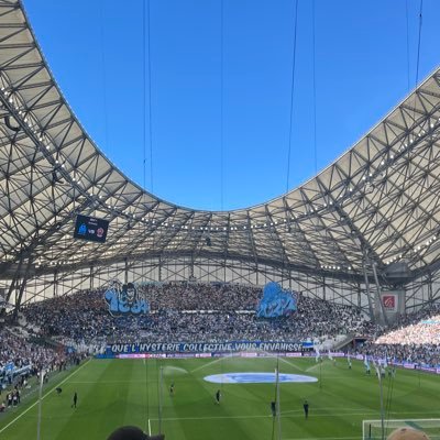 Monteur, Graphiste freelance mais avant tout fan de l’Olympique de Marseille