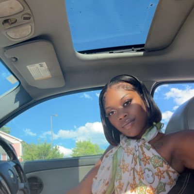 Bqueen in the day . Big daddy by night . Instagram : Britt.posey //// foodie Instagram :bqueenthefoodie