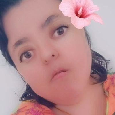 “Ela é intensa demais pra viver de meio termo meia atitude meio sentimento”🍃🌸