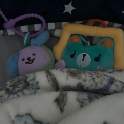 __yciast's profile picture. let everything happened