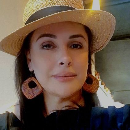 carocastillob77's profile picture. Máster en Políticas Públicas 📚.
Maestrante en Gestión Social Sostenible.
Comunicación y Marketing Político.  
Café de Loja ☕️.