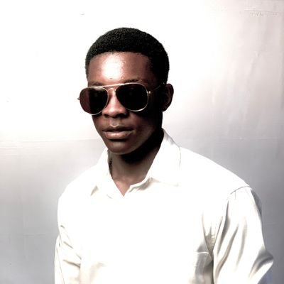 https://t.co/MpdhC0XFi7 mind
2.Intern:cafeporamukono
3.Founder @Travis™
4.Building brands....