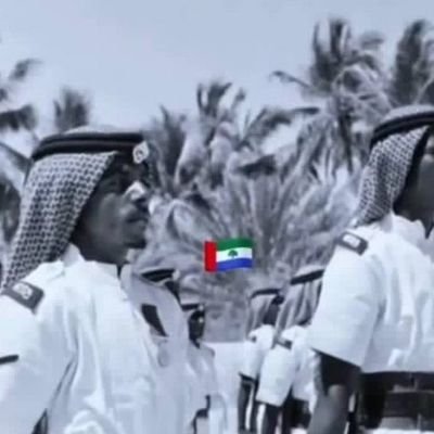 تغانم كرم نفسك وعيش العمر مرتاح ومثل ماتعاملك المخاليق عاملها