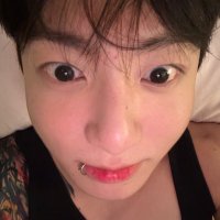 laura⁷ (@vann_tae) 's Twitter Profile