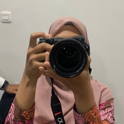 ismi_kulsum's profile picture. kept my account public so u could have something to screenshoot and gossip about behind my back