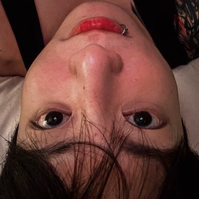 YecLuvsJK's profile picture. 💜 #방탄수년단 💜 ✿᪥𝑰 𝒍𝒊𝒌𝒆 𝒕𝒐 𝒓𝒆𝒂𝒅❀✿