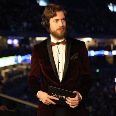 Streamer | Caster für @regnum4games
Host @dachcs #FragFrühstück
Zu finden auf https://t.co/KQSuoewLa5
#r4g #getcrowned #FNCWin