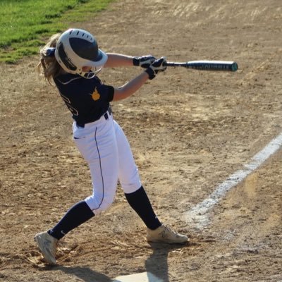 brennasee2's profile picture. mhs class of ‘27