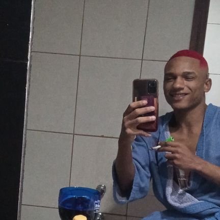 destruido pelo amor, recriado pelo odio, a frieza nos leva paz eterna.