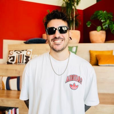 Facu16692's profile picture. 