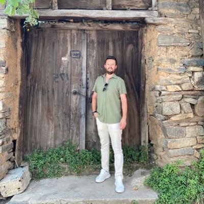 fatihakr17's profile picture. foreign trade specialist