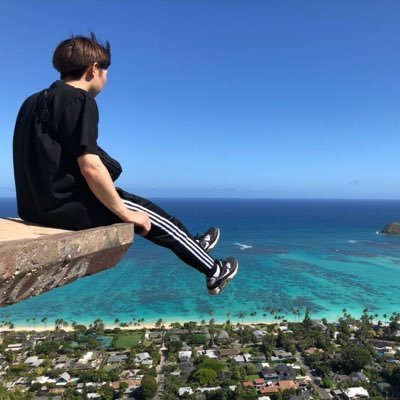 jasa24057391's profile picture. أكرمك الله بالعَقـل ، فلا تُهين نفسك بأفعَالك...!