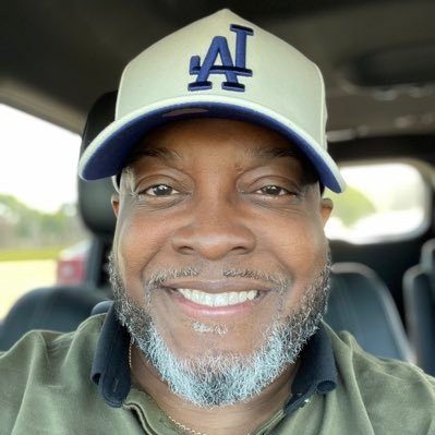 Mahhkus's profile picture. Patience and persistence; can't have one without the other. ✌🏾