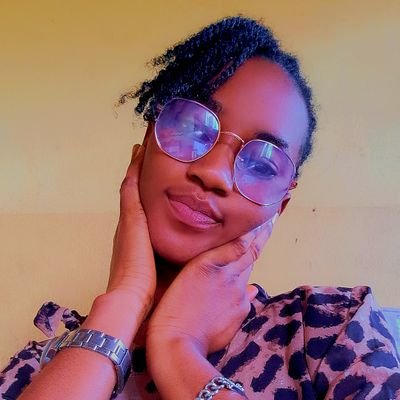 oluwatoyos49672's profile picture. Ghostwriter//Content Writer//Educationist//Economist//God's best version 💜🌹