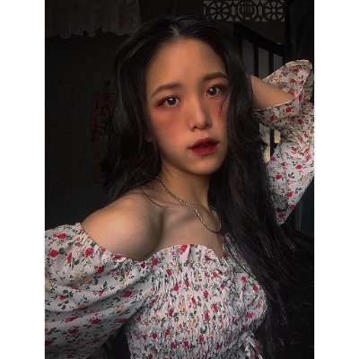 GoldenHila88616's profile picture. 