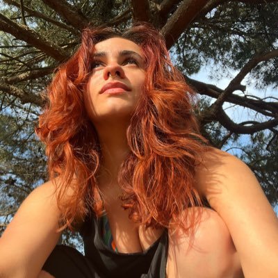 Speculative Fiction PhD Researcher | Dissociative D., Stress Coping. 🔥🧙🏼♀️🧚🏼🔮healing is my revolution🌙🦅🌿 (ἀλήθεια is the unveiling ✨📖🦉) ig:alicia23k