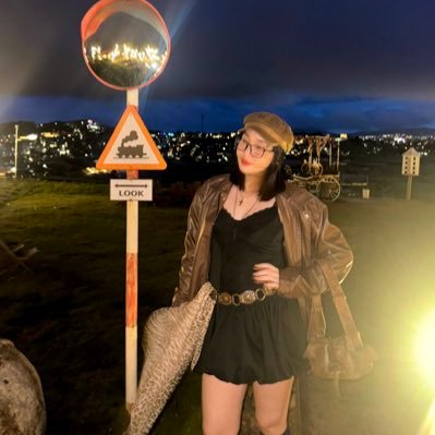 Zoi2111's profile picture. Discord: zoi2111