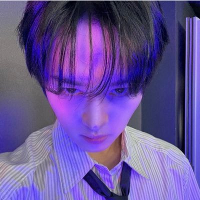 ❗️MINORS DNI FR 18+❗️ 25 // aroace enby // ot8 stay w a minsung addiction //🐰ult // read carrd byf