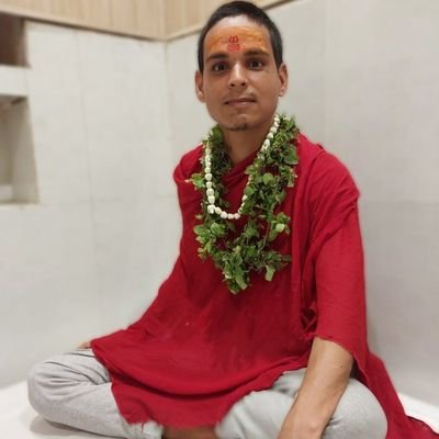 _hinduabhishek9's profile picture. सनातनधर्म, संस्कृति,मातृभूमि की रक्षा करना मेरा प्रथम कर्तव्य है उसके लिए सौ बार प्राण देने के लिये तैयार हूँ।
भारत माता की जय🚩🚩🚩