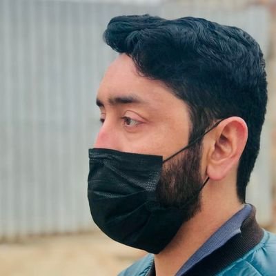 ☘️یہ منکسرالمزاج، قیس المشرب، نجید، اکید، فقید، قعید اور نام کا حمزہ بن مجید بن رشید ☘️🗡️
___________
Proud to be a Muslim
....
Photon in a Double-Slit ✨