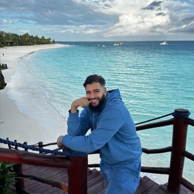 w_b951's profile picture. Long Life to Blockchain ⛓️🌶️