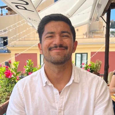 mddiaz11's profile picture. On a mission to vibe code my way to $6k MRR by Summer 2026 or go back to the corporate world.