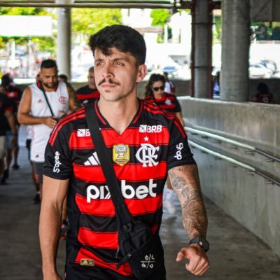 Educador físico e rubro negro alucinado ✒️7⃣ https://t.co/4dVIpDQEQP