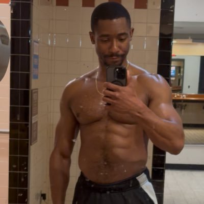 Problem solver. Leader of the opposition. Zen master in training. VA ➡️MD https://t.co/nFWNDSGBw7 TikTok - Craigischilling