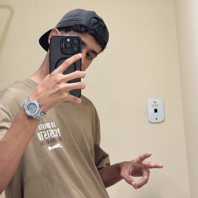 bestimbury's profile picture. SE