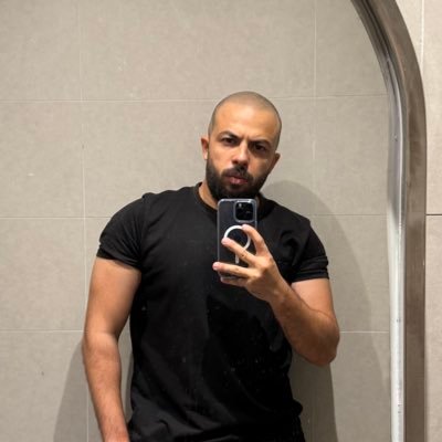 Eljousseff_'s profile picture. أغمض عينك عن الدنيا وول عنها قلبك وإياك أن تهلكك كما أهلكت من كان قبلك.