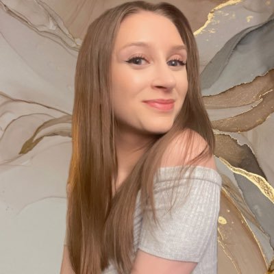 Partnered with @Alienware and @Twitch | @beacn Ambassador | https://t.co/OkkzR8WPVN | layriayt@gmail.com