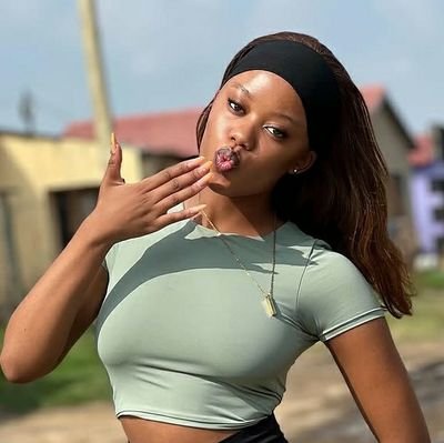 Tentacular01's profile picture. Aspiring to live life to the fullest.  ||Billieeillish.