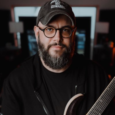Soundtrack Composer & Producer for @riotgames #2XKO // #EKKO + #AHRI + #JINX • Independent • all other socials: @jessezuretti